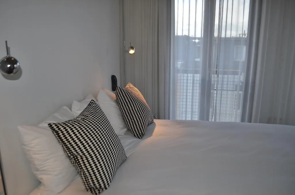 Banks Antwerp Hotel 4*,