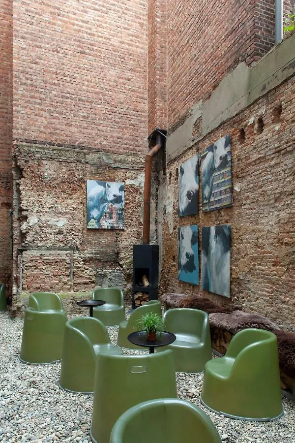Banks Antwerp Hotel